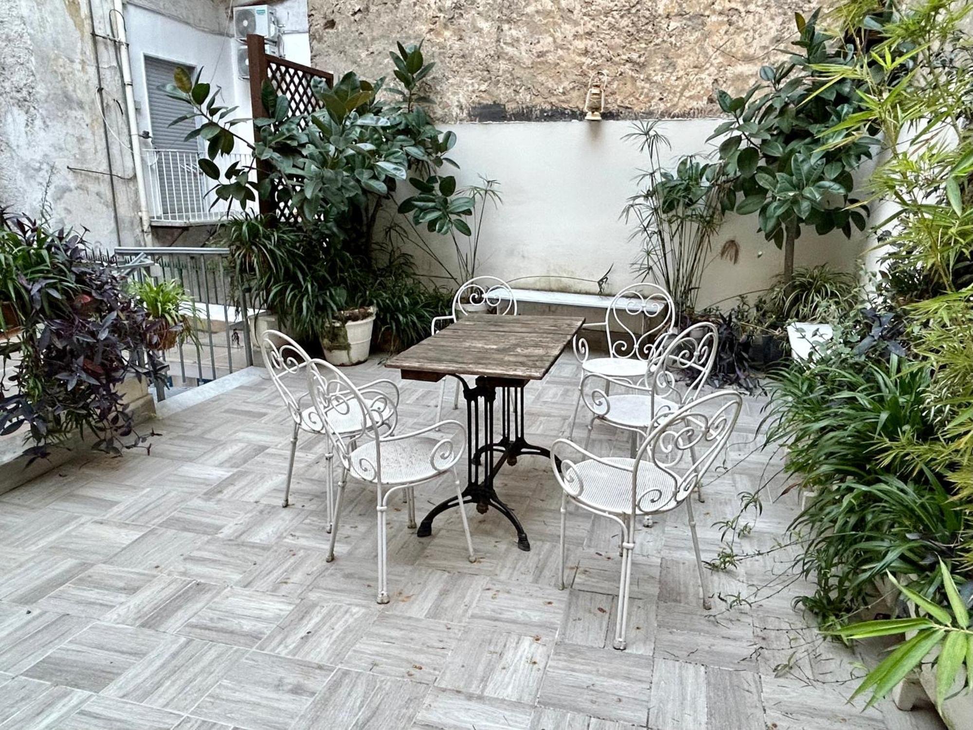 Tribunali Apartments Nápoly Kültér fotó